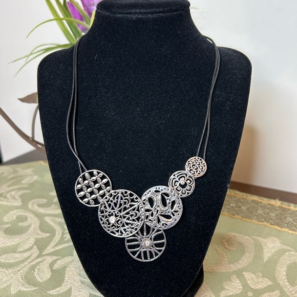 Silpada Filigree Art Necklace - Picture 4 of 4